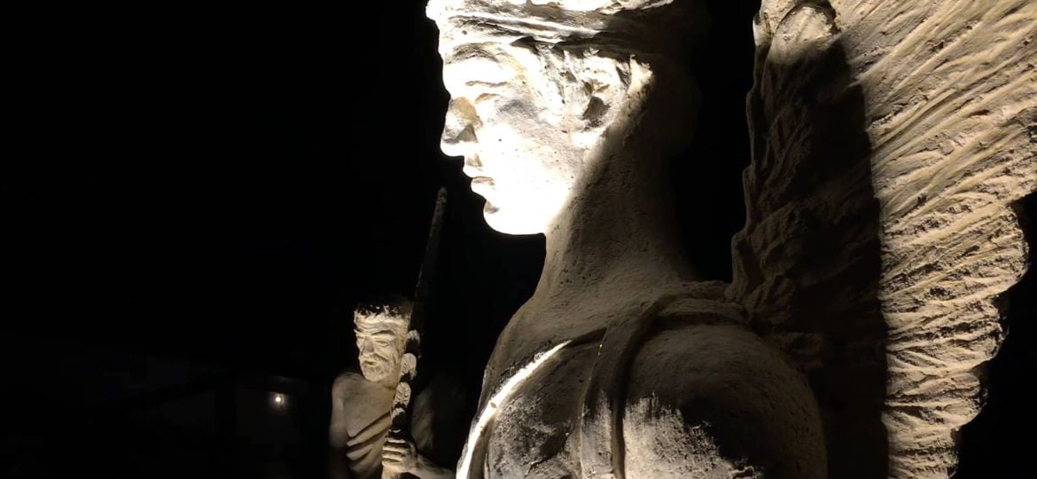 00017.00_00_50_30.Still002