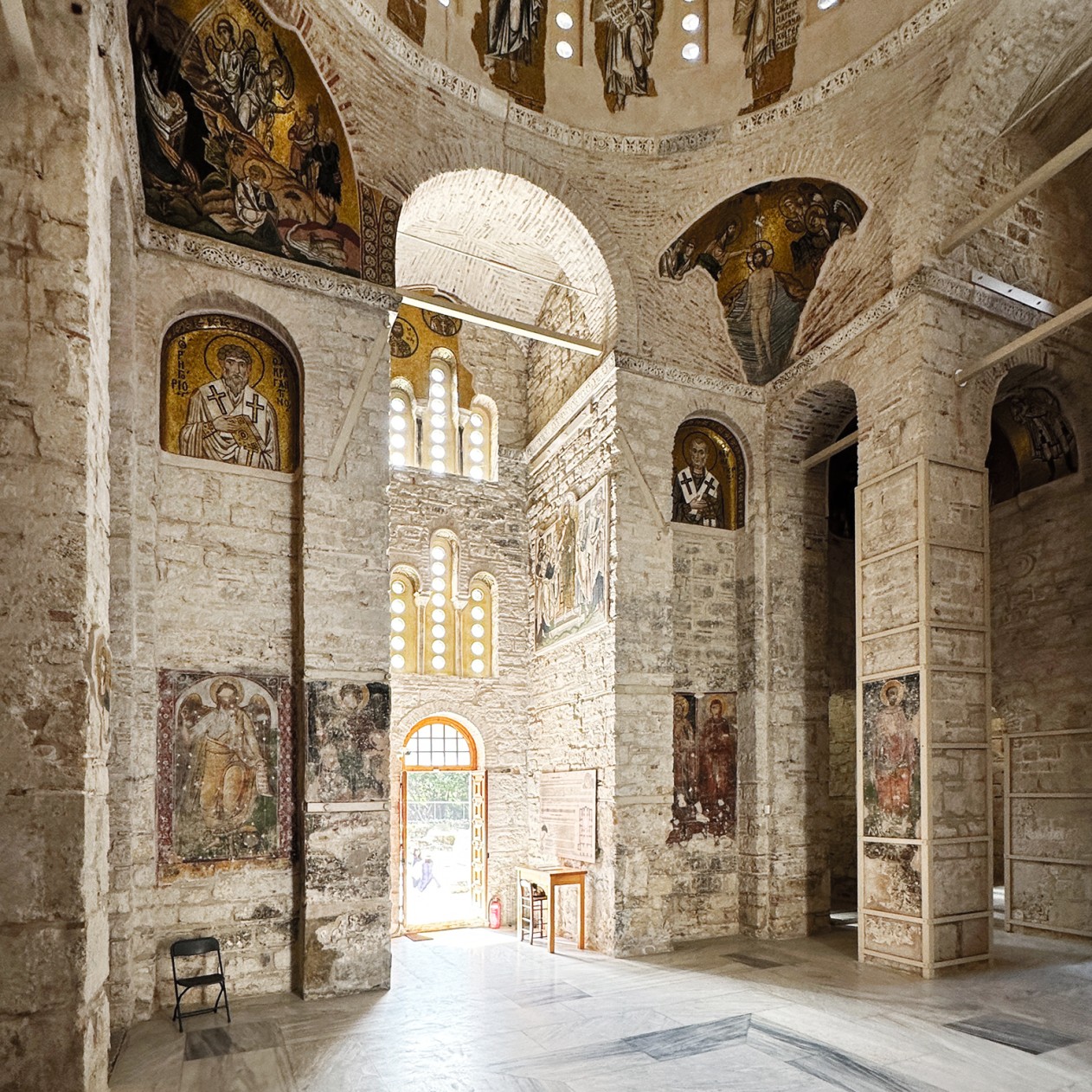 Внутреннее пространство кафоликона