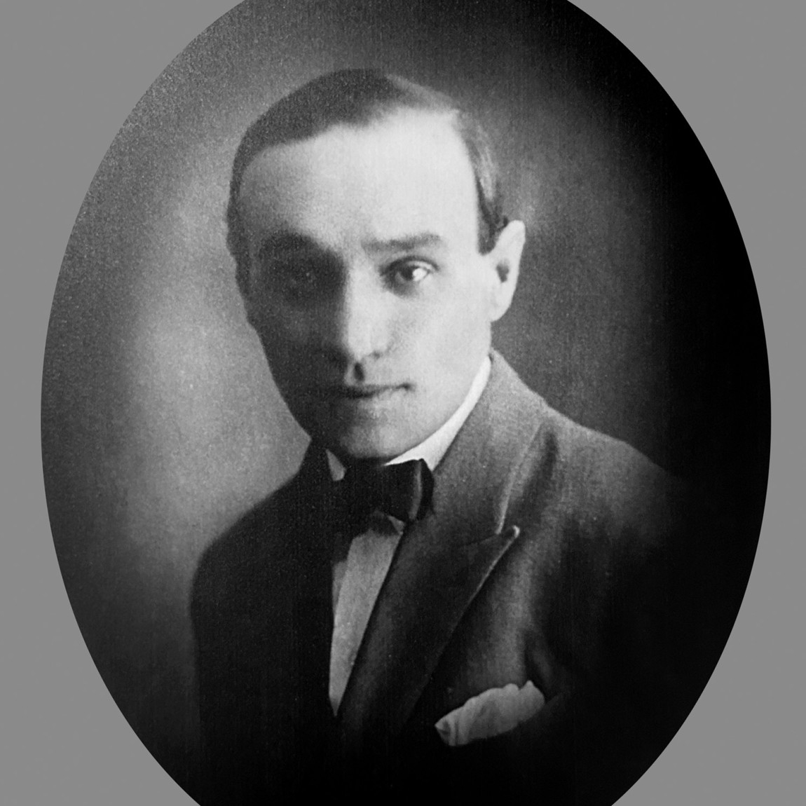 Михалис Эконому