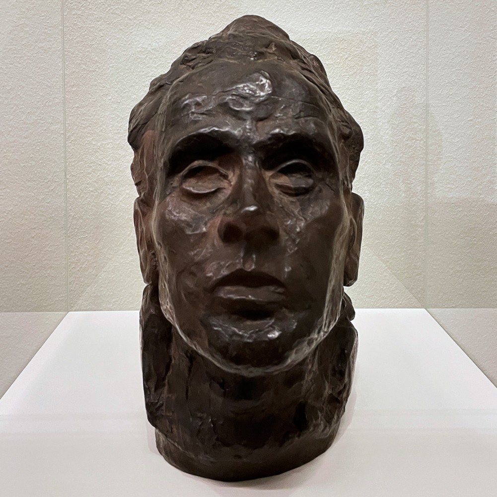 Эгон Шиле — Автопортрет, 1917 (литой камень)