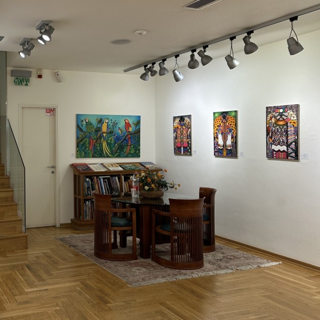 В галерее GINA, Тель-Авив