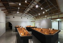 В залах глиняной скульптуры