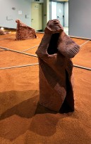 Нахум Гутман — Молитва, 1970-е (терракота) ракурс