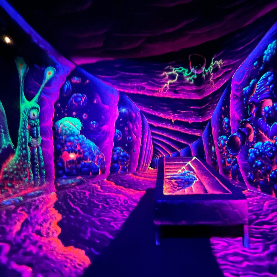 Комната 408. Даниэль Философ — Продолжай падать