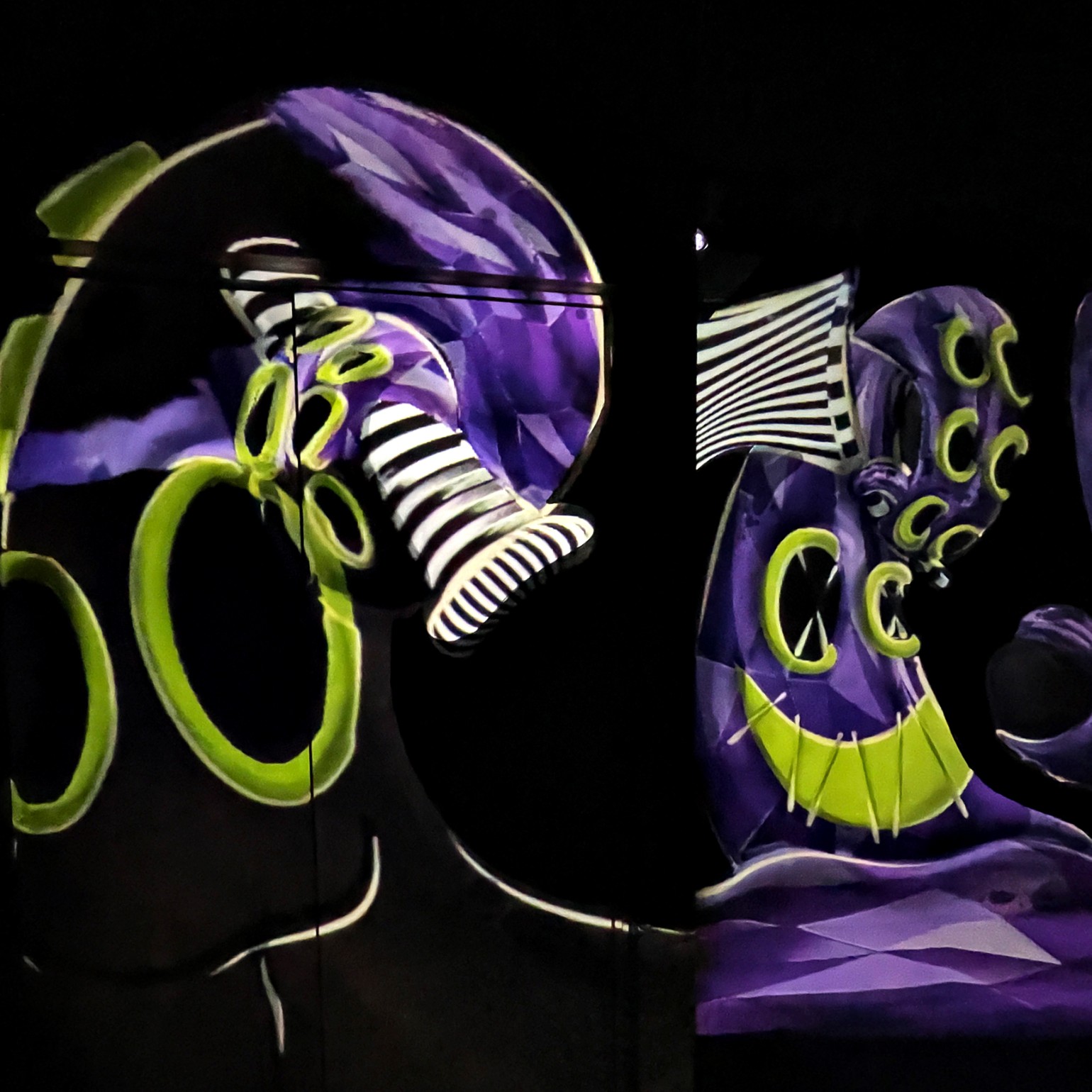 Комната-208.-Eat-Eye-—-Размышления-2