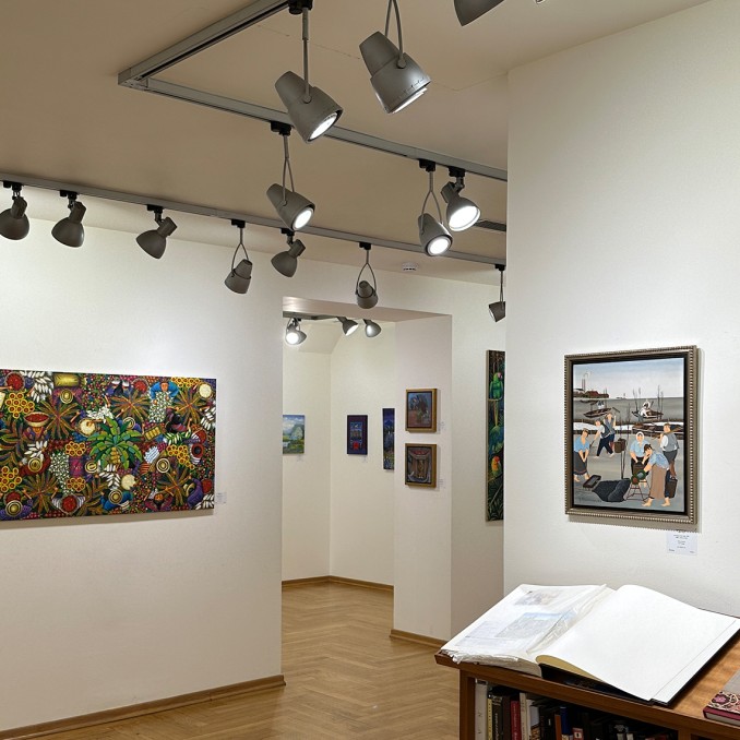 В галерее GINA, Тель-Авив