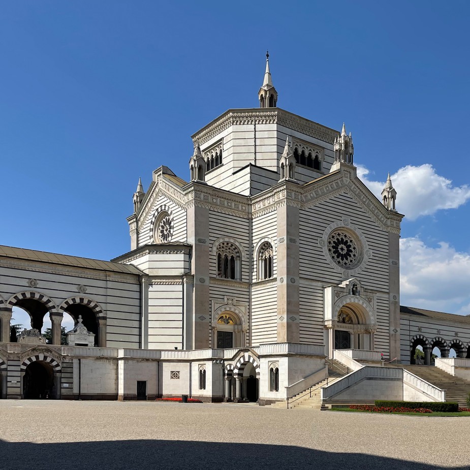 Вход на монументальное кладбище Милана