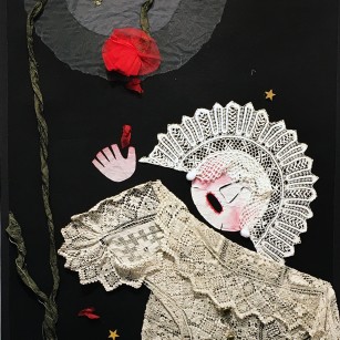 София Азархи — Аленький цветочек (текстиль, крукжево, рабочие перчатки), 2019