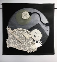 София Азархи — Спящий Вайссеркопф, 2022 (текстиль, перчатки, косметическая маска)