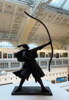 Сергей Гусев — Лучник, 2021 (тонированный гипс)