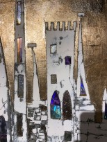 Андреа Стелла — Вход в город, 2018 (гипсовый левкас, натуральные краски, суальное золото, картон, стекло, окисление) фрагмент