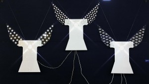 Татьяна Баданина, Владимир Наседкин - Небо. Крылья, 2017 (акрил, светпоропускающий полистирол, LED-подсветка)