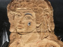 Чжань Хуань - Мой Зимний Дворец №2, 2019 (шелкография, резьба по деревянной двери) фрагмент