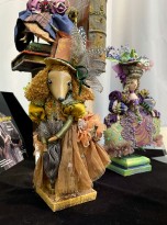 Алиса в стране чудес.