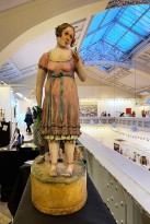 Евгения Карпова — Воскресный выход семьи мальчика-с-пальчика на рынок за продуктами.