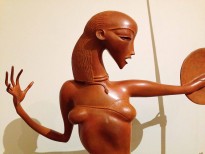 Даши Намдаков — Виктория (фрагмент), 2014 (бронза, патина)