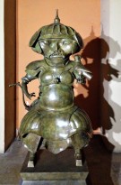 Даши Намдаков — Воин с соколом, 2010 (бронза, литье, паитинирование)