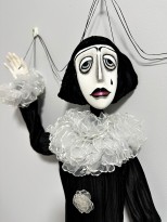 91 Ирина Лицкая (Израиль) — Чарлстон (Фигура 1. Пьеро, фрагмент) — Fun Art Gallery, Яффо, 2023