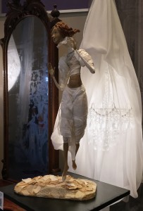 Лопусова-Томская Наталья - Иллюзорная жизнь бумаги, 2019