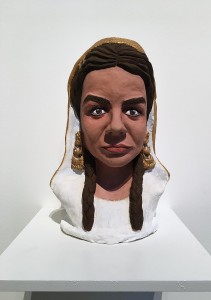 Абир Аль Кувари - Сухая, суровая женщина, 2017