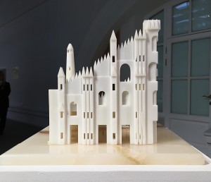 Отман Хонжи, Мариам Аль Хомэйд - Святое единство, 2018 (3D-печать из ABS-пластмассы, оникс), ракурс I 