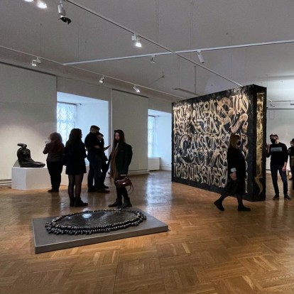 На выставке