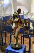 Анна Лазовски - Тщеславие, 2007 (бронза) ракурс