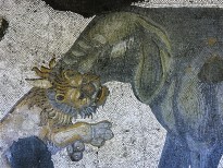 Слон и лев. Юго-западный зал. Фрагмент