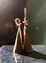 Юлия Тутатчикова - Королевская пешка, 2016 (папье-маше)