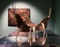 Юлия Тутатчикова - Три быка, 2019 (папье-маше)