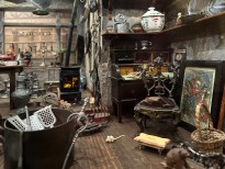 Английская лавка старьёвщика. Середина XIX в. (фрагмент).