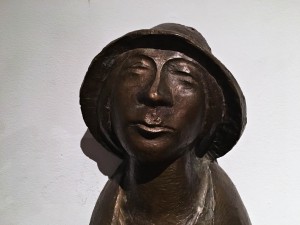 Эрнст Барлах — Богомолка II (фрагмент), бронза, 1935