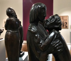 Эрнст Барлах — Встреча (фргамент), бронза, 1926