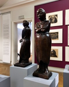 Эрнст Барлах — Женщина, со скрещенными руками, бронза, 1922