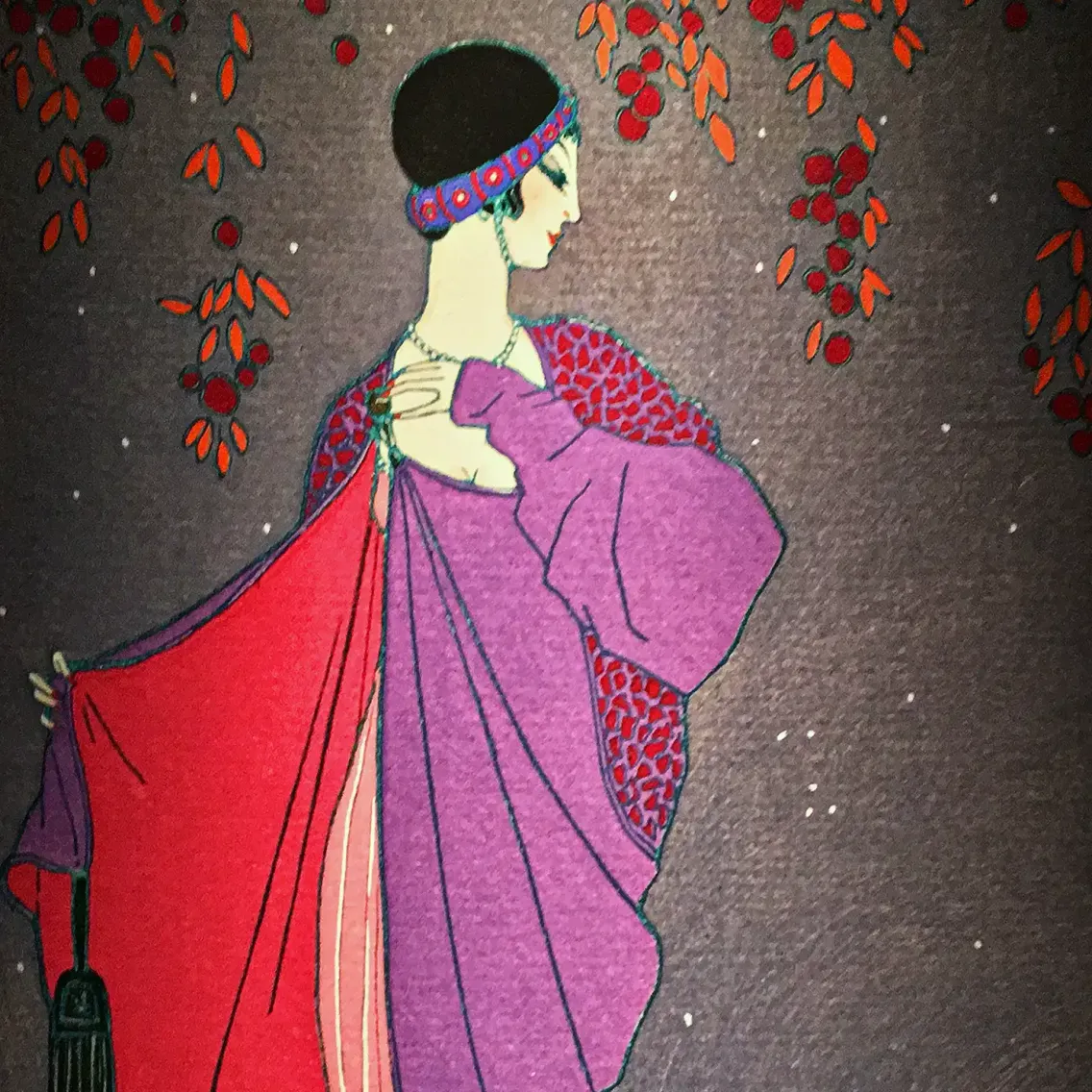 Жорж Лепап — При лунном свете. Вечернее пальто Поля Пуаре, 1913 (трафаретная печать, раскрашенная вручную по бумаге)