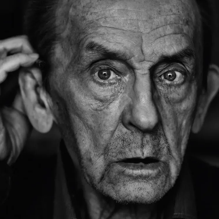 Геннадий Устюгов -- Фото Юрия Молодковца для Собака.ru