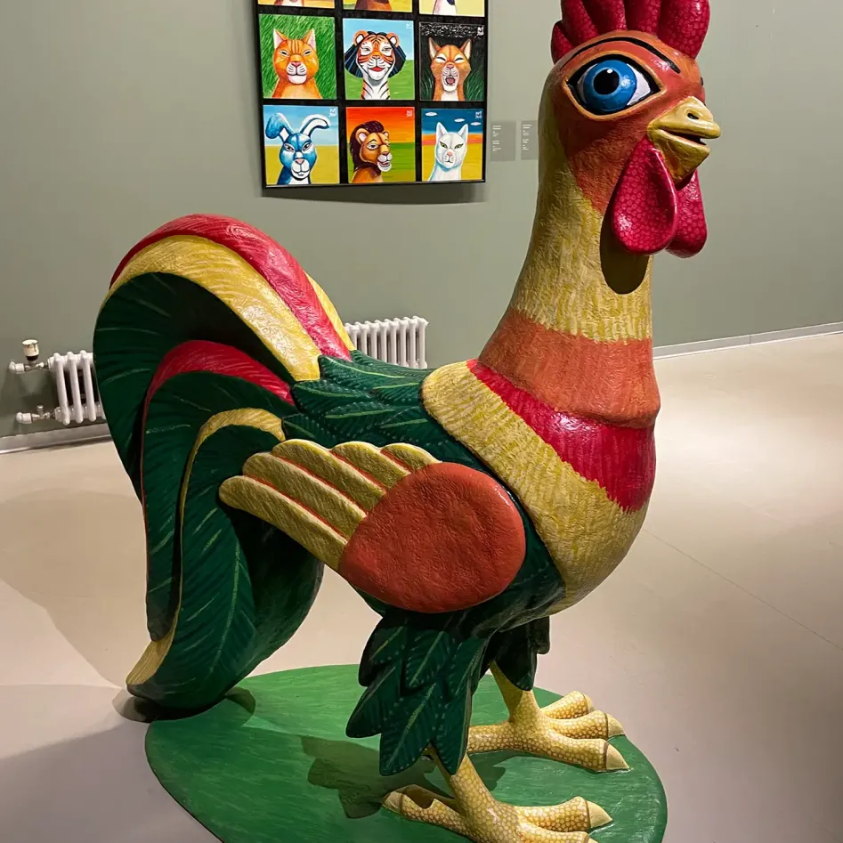 Игорь Васильев -- Петух 2, 2018 (стеклопластик)