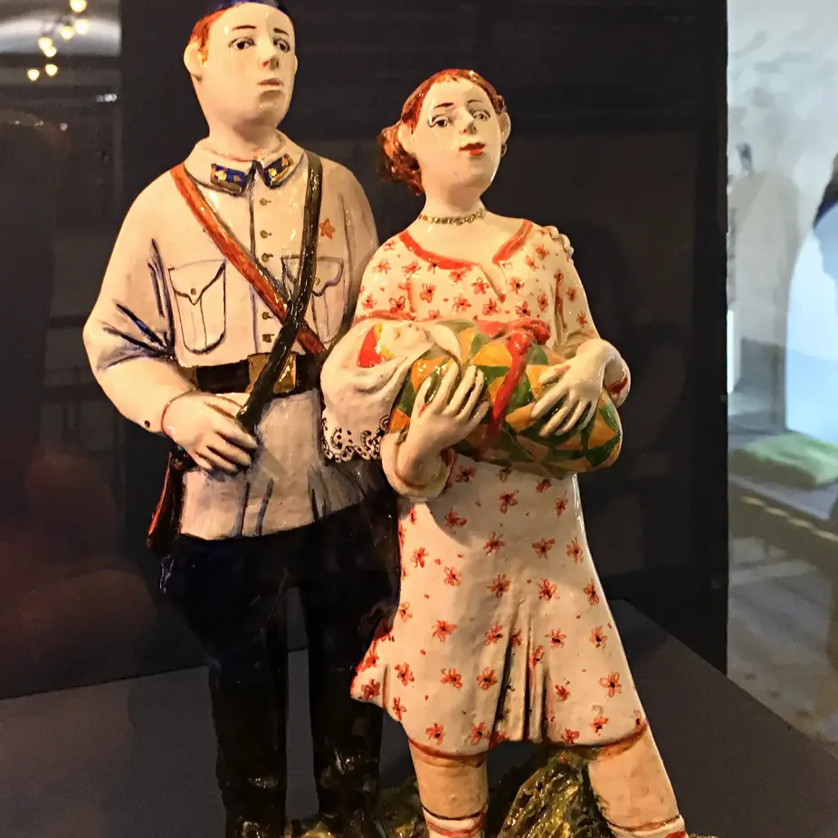 Наталия Савинова — Мелкая пластика, 2007-2010 (шамот, цветные глазури, надглазурная и подглазурная роспись)