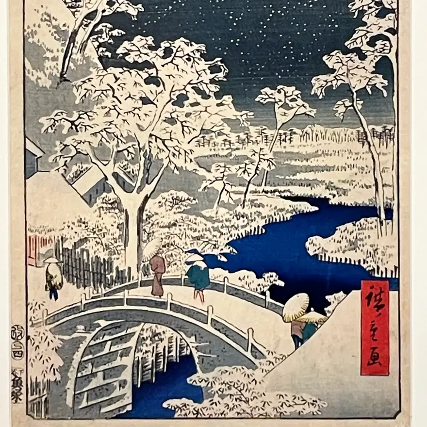 Утагава Хиросигэ — Барабанный мост на холме Юхи в Мэгуро, 1857 (Ксилография (нисики-э); тушь и цвет на бумаге)