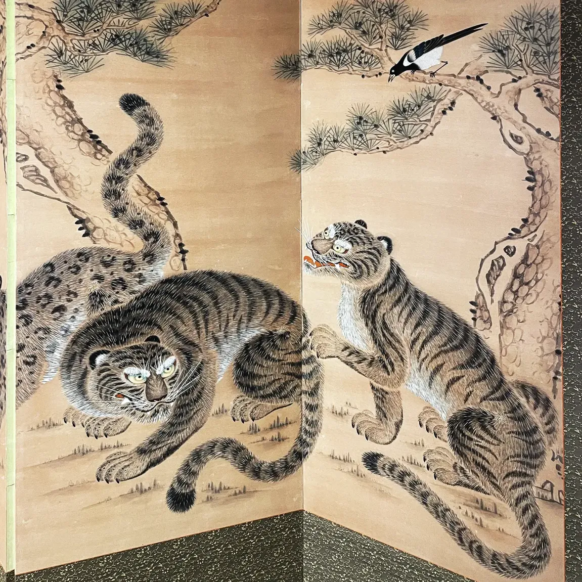 Чи Минсон — Братство тигра 1, фрагмент 1, 2011 (Складная ширма из десяти секций, бумага ханджи, пигменты, тушь)