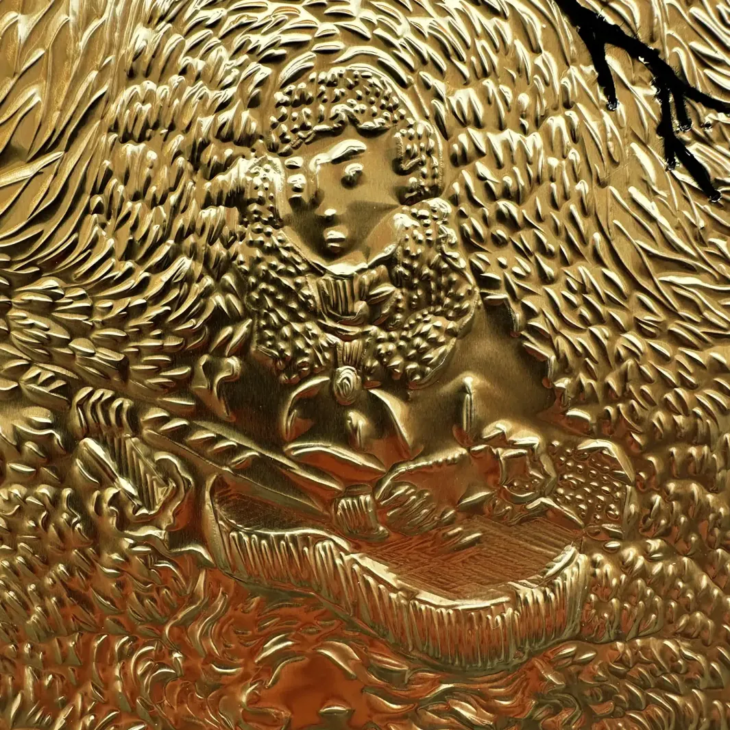 Яна Ступ — Связанные, фрагмент, 2024 (Гравировка по алюминию, пришитому к холсту)